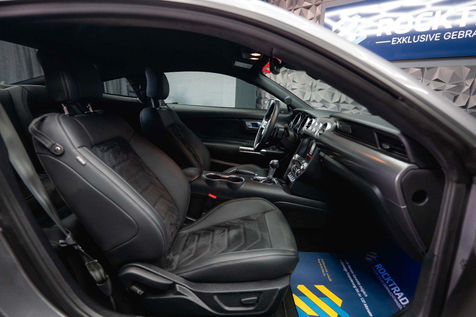 Fahrzeugabbildung Ford Mustang Shelby GT 500 5.0 V8 Performance CarPlay