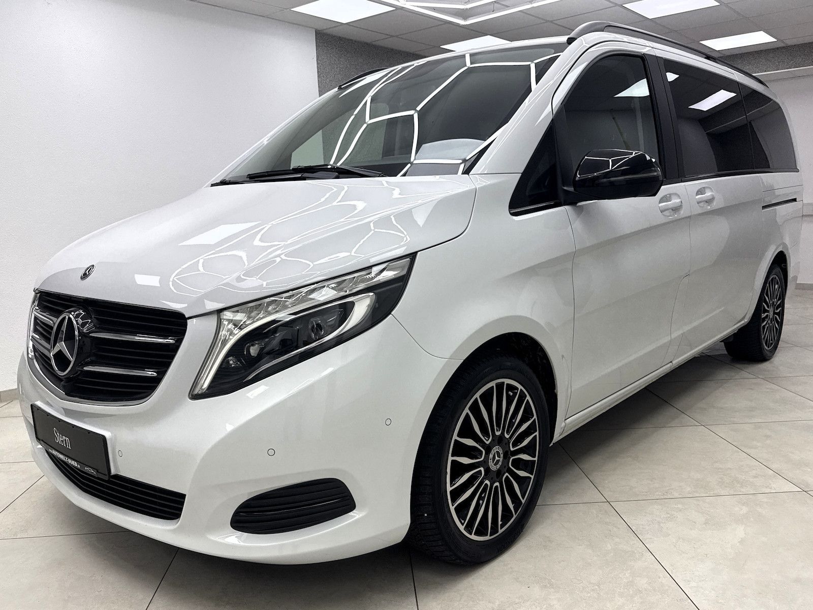Mercedes-Benz V 250 d Avantgarde Edition Night Com Bur LED AHK foto 2