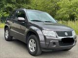 Suzuki Grand Vitara mit 1,6-Liter-Benzinmotor - Suzuki Grand Vitara: V6