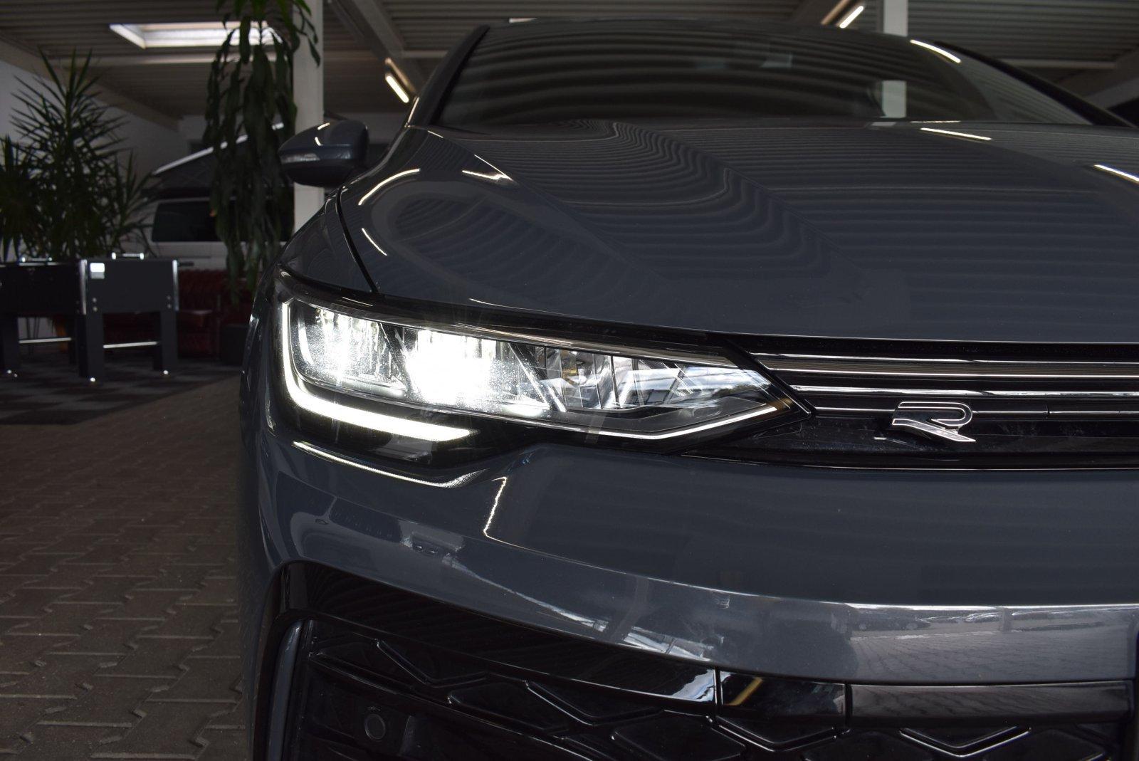 Volkswagen Golf VIII 1.5 eTSI R-Line APP LED Winterpaket, миниатюра 13