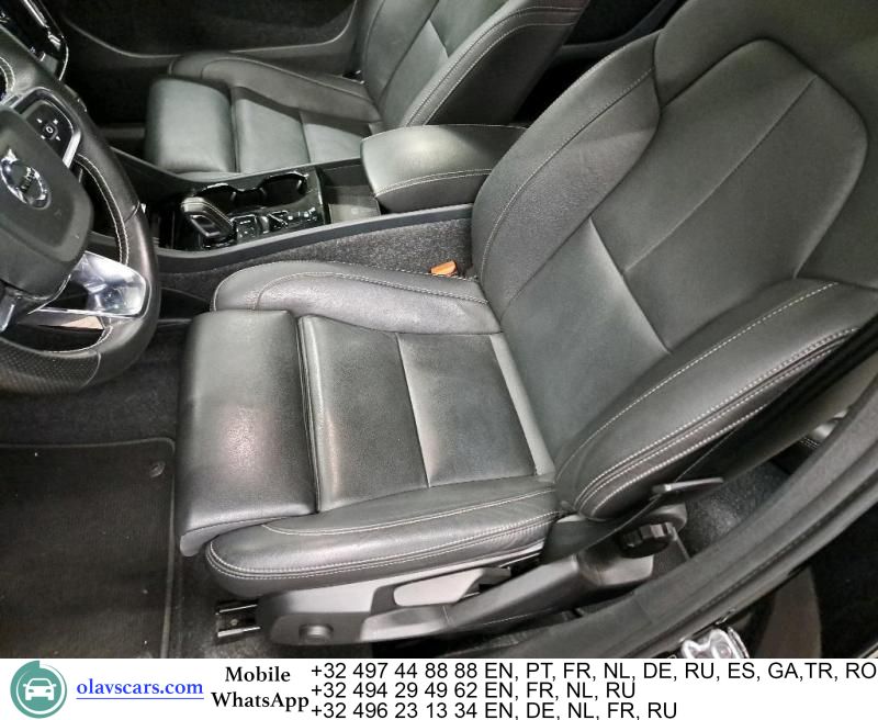 Volvo XC 40 T4 Recharge R-Design Pano Aut. LED Harman imagem 3