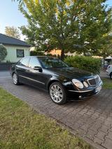 Mercedes-Benz Mercedes Benz E200 Sport Avantgarde - Mercedes-Benz E 200 in Halle