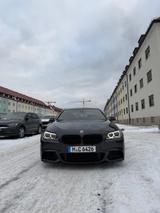 BMW 530d xDrive A - - BMW 530 mit Diesel-Antrieb: Limousine, Automatik