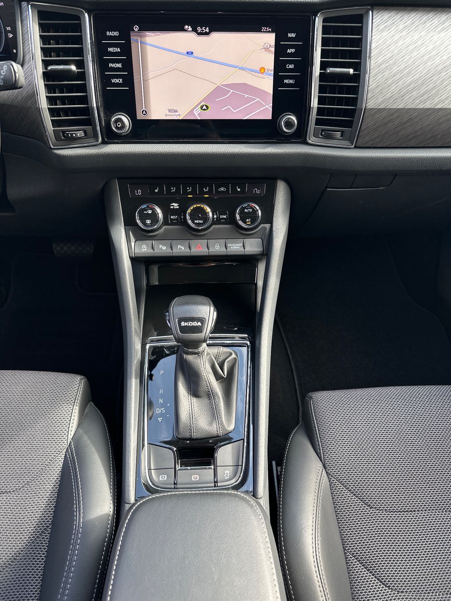 Fahrzeugabbildung SKODA Kodiaq 2.0 TDI DSG Style NAV+LED+19ZO+KAMERA+AHK