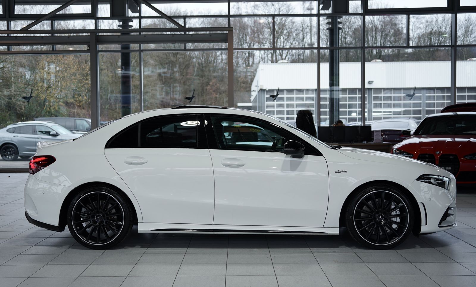 Mercedes Benz A 35 Amg