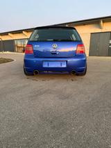 Volkswagen Golf 3.2 R32 4 trg E-Exhaust - Volkswagen Golf aus 2003: Golf4