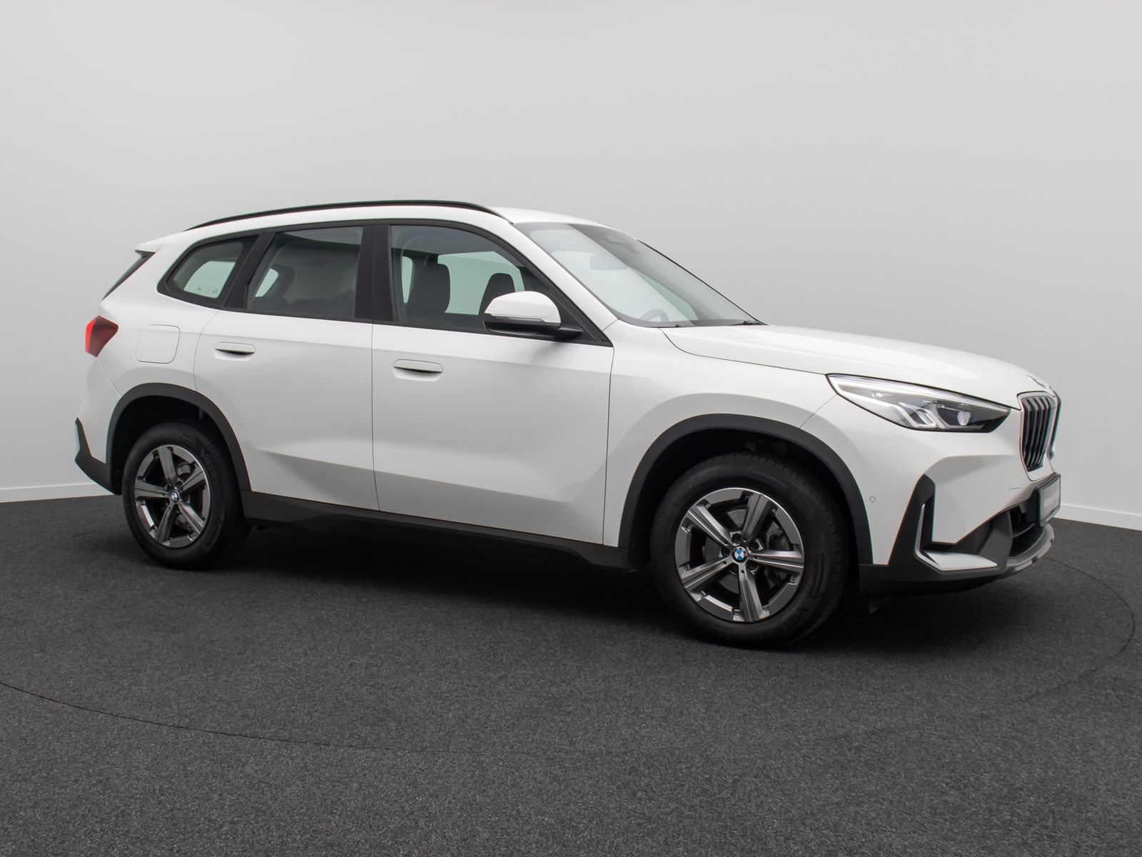 Fahrzeugabbildung BMW X1 sD18d AHK Kamera DAB GeschwindigReg Widscreen