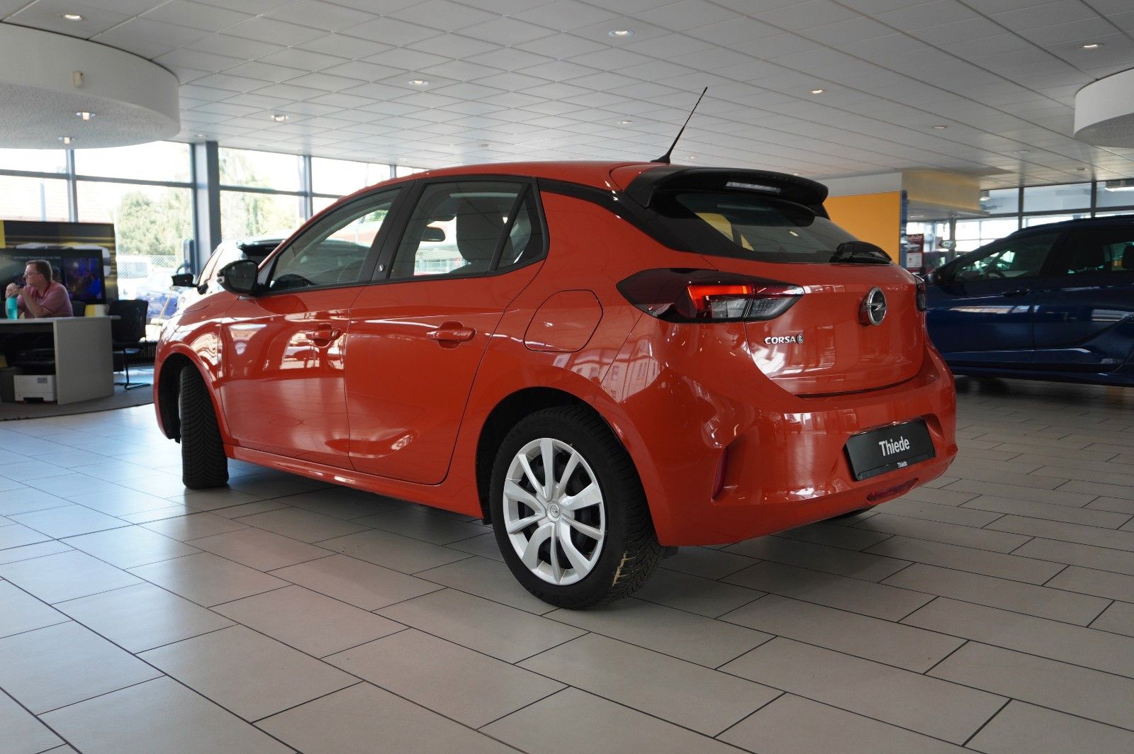 Fahrzeugabbildung Opel Corsa-e F EDITION 7KW NAVI/VIRT/TEMP/DAB/WÄRMEP.