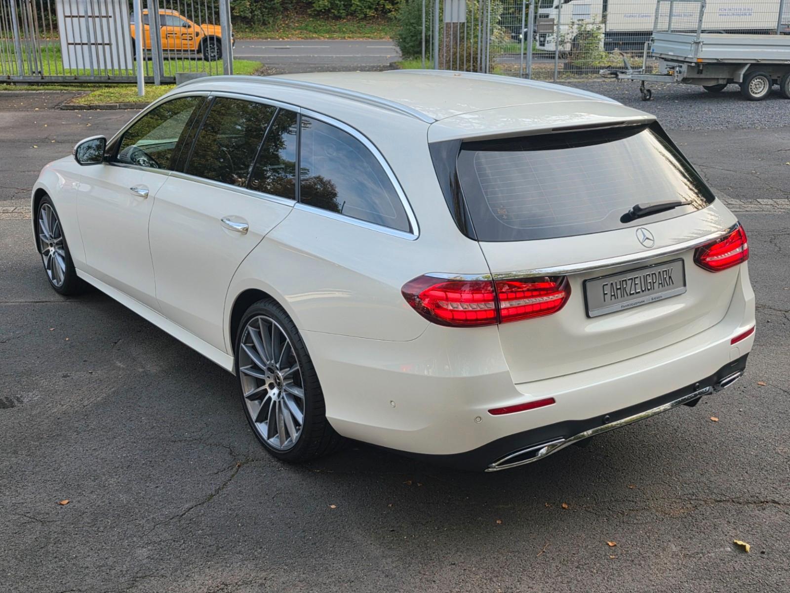 Mercedes-Benz E-Class d*AMG LINE*KESSY*DIST+*WIDE*AHK*HUD*