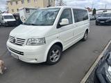 Volkswagen T5 2.5 TDI Multivan United *Behinderttengerecht - VW T5 Gebrauchtwagen in Kassel