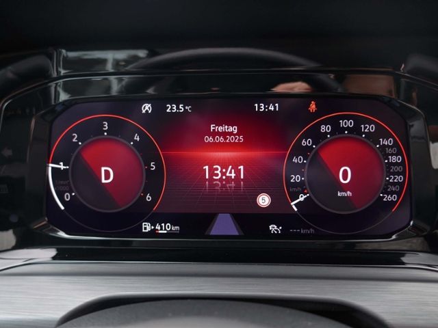 Fahrzeugabbildung Volkswagen Golf VIII Variant Style 2.0 TDI DSG LED RFK ACC