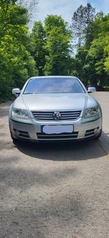Volkswagen Phaeton 3.0 V6 TDI 4MOTION Tiptronic 4-Sitzer - - silberne Volkswagen Phaeton