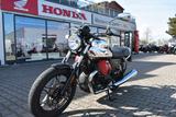 Moto Guzzi V7 III Limited Nr.83 von 500 Carbon / Chrom - Offers