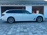 BMW 530e Touring | Erstzulassung 07/2023 | 2. Ha - BMW 5er Reihe: Kombi, Bmw5er