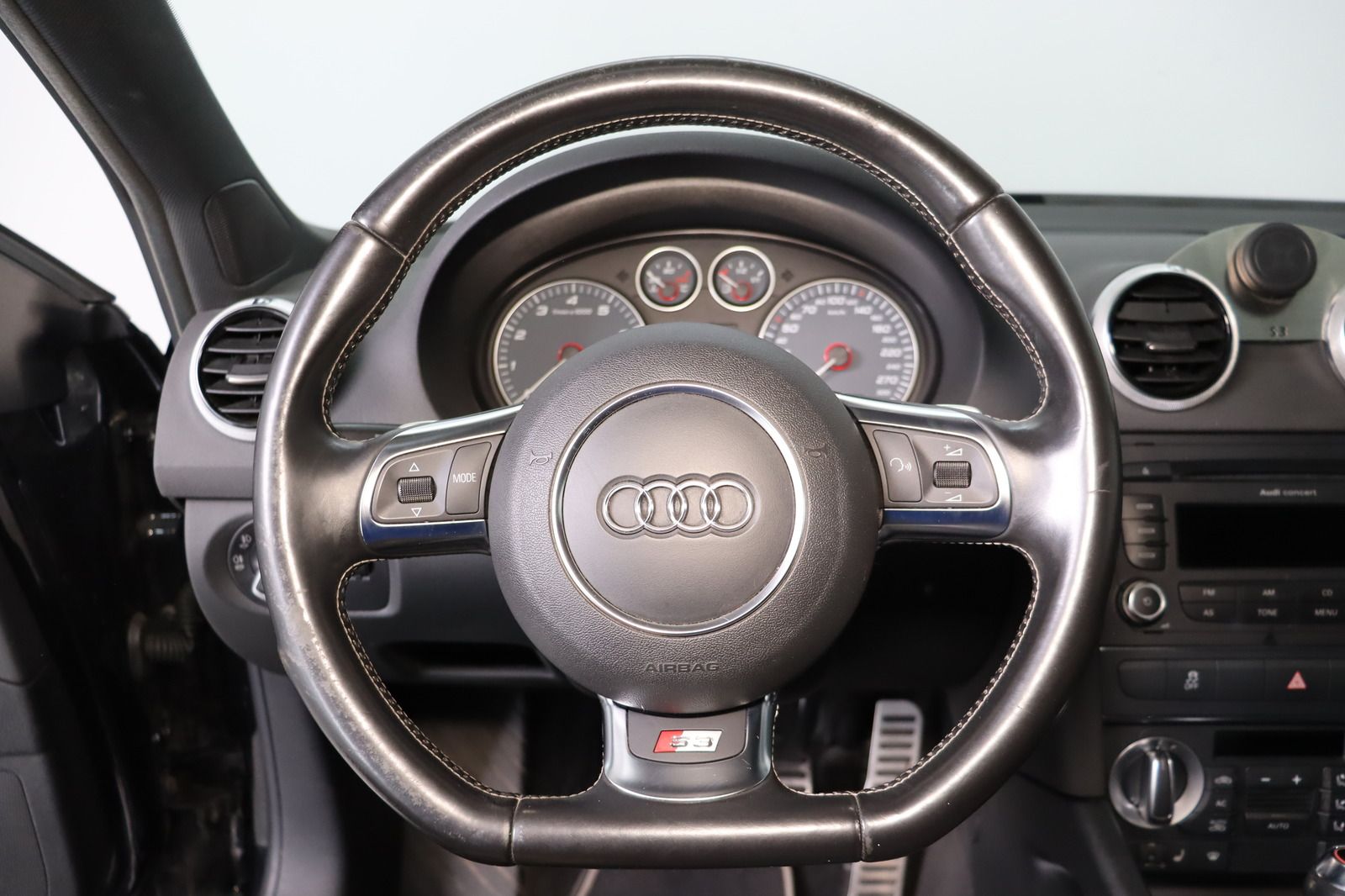 Fahrzeugabbildung Audi S3 2.0 TFSI S tronic Sportback Sitzhzg. * Xenon