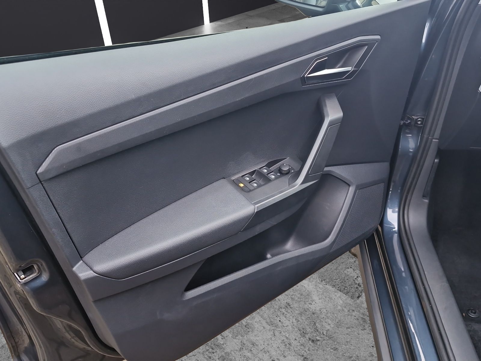 Fahrzeugabbildung SEAT Arona Style LED ACC Climatronic SH