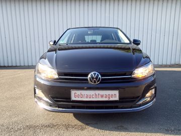 Volkswagen Polo - 2