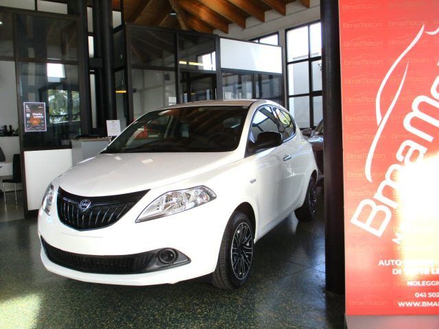 Inne LANCIA Ypsilon 1.0 FireFly 5p S&S Hybrid