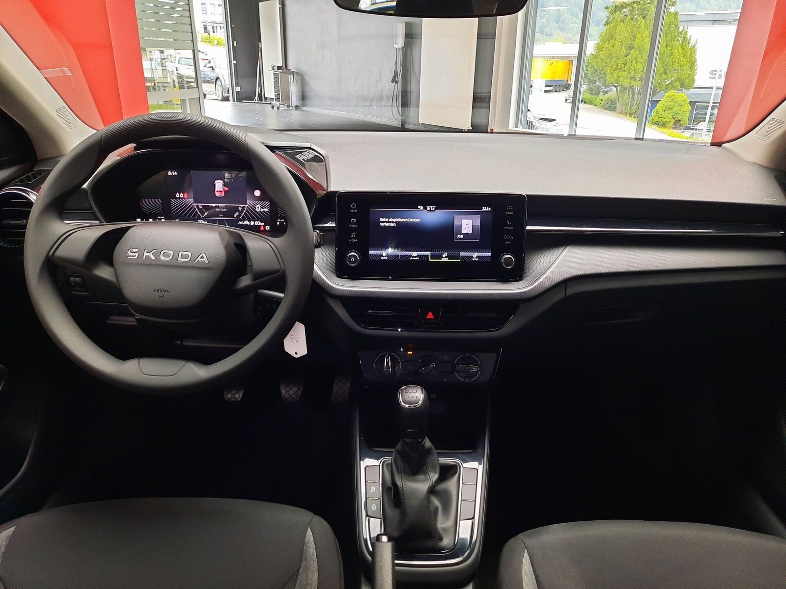 Fahrzeugabbildung SKODA Fabia Essence TSI *LED*PDC*Sitzhzg*APP*DAB*VZE*