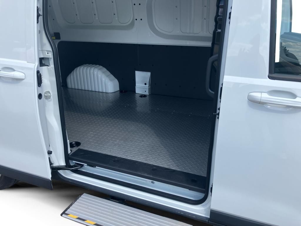 Fahrzeugabbildung Maxus Deliver7 PV LUX L2H1 3,5t 2.0Diesel *PDC*LED