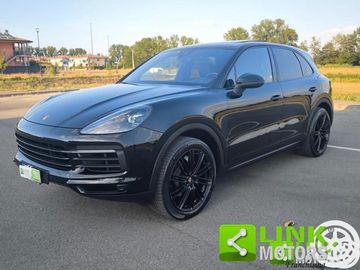 Porsche Cayenne - 8