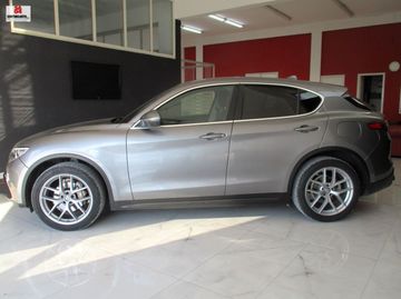 Alfa-Romeo Stelvio - 3