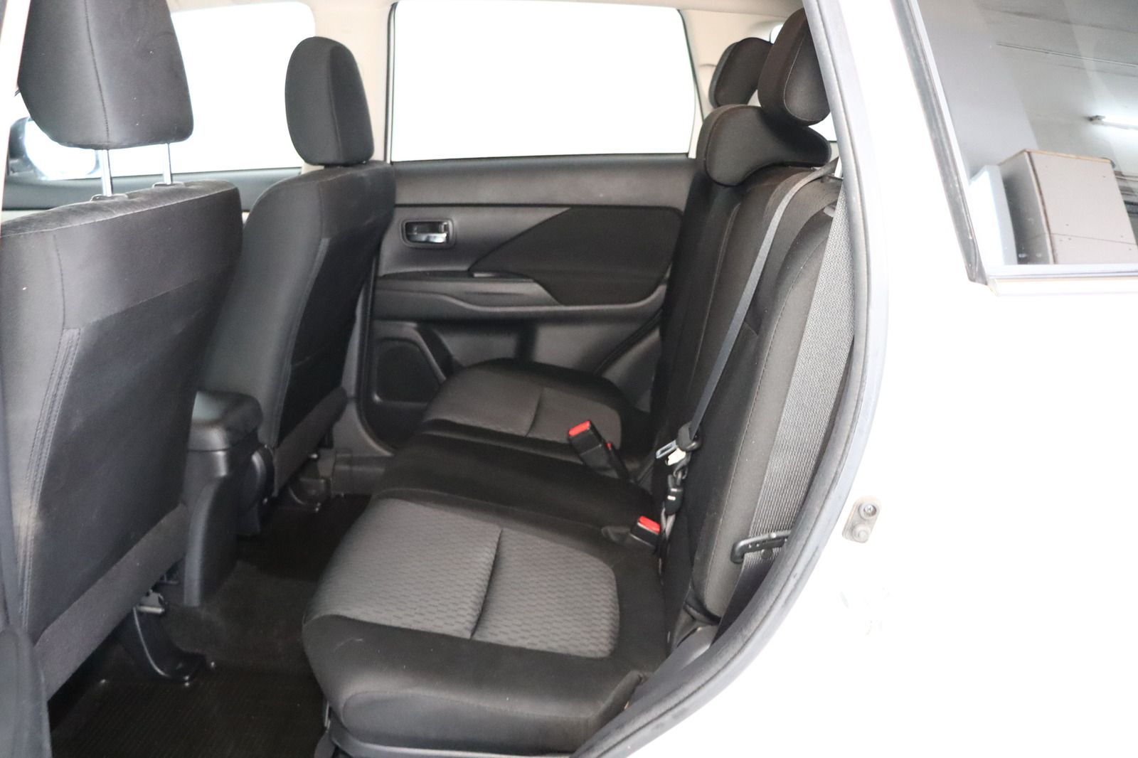 Fahrzeugabbildung Mitsubishi Outlander 2.2 DI-D Invite ClearTec 4WD