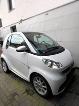Smart Fortwo Coupé 71 PS  Panorama-Dach - mit Benzin-Antrieb: Coupe, Panorama Dach