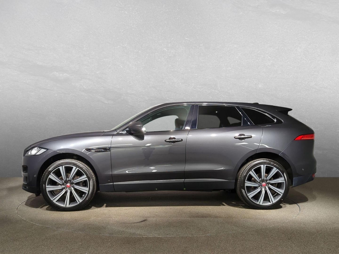 Jaguar F-Pace 30d Portfolio ACC AHK PANORAMA DAB 22 imagem 3