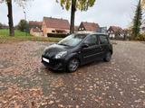 Renault Twingo Night & Day 1.2 75 PS - Renault Twingo Gebrauchtwagen in Saarbrücken