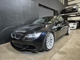 BMW M3 Coupe SCHALTER/DEUTSCH/KW-V3/M-PERFORMANCEAGA - BMW M3 aus 2008: Coupe