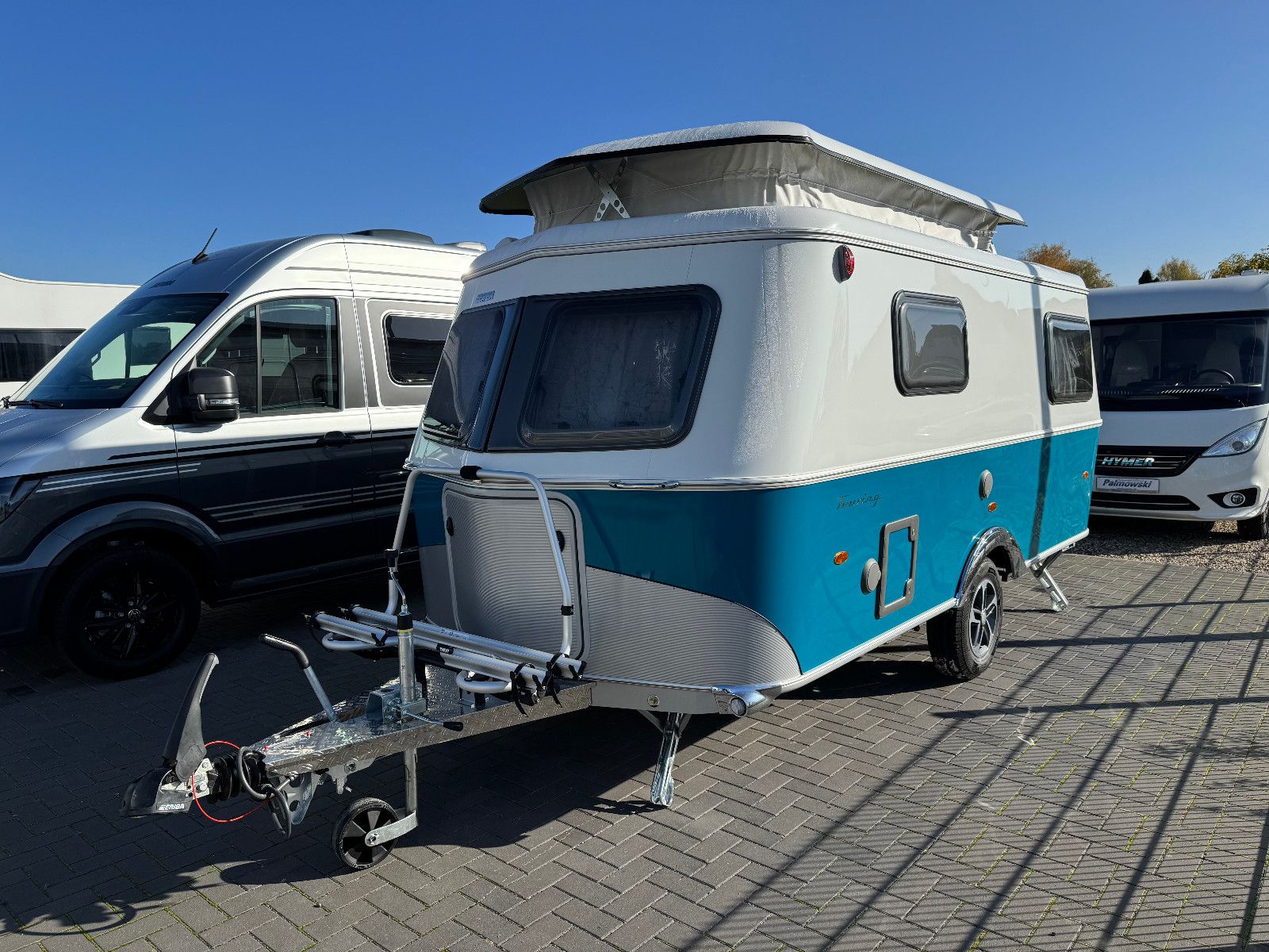 Fahrzeugabbildung HYMER / ERIBA / HYMERCAR Touring 542 - Harbour Blue HAMMERPREIS!