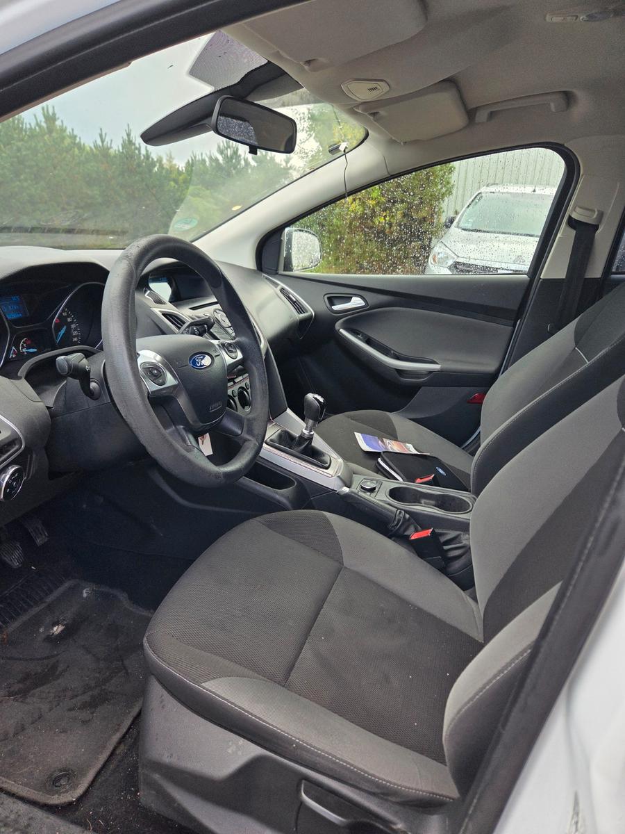 Ford Focus 2013 — photo 5