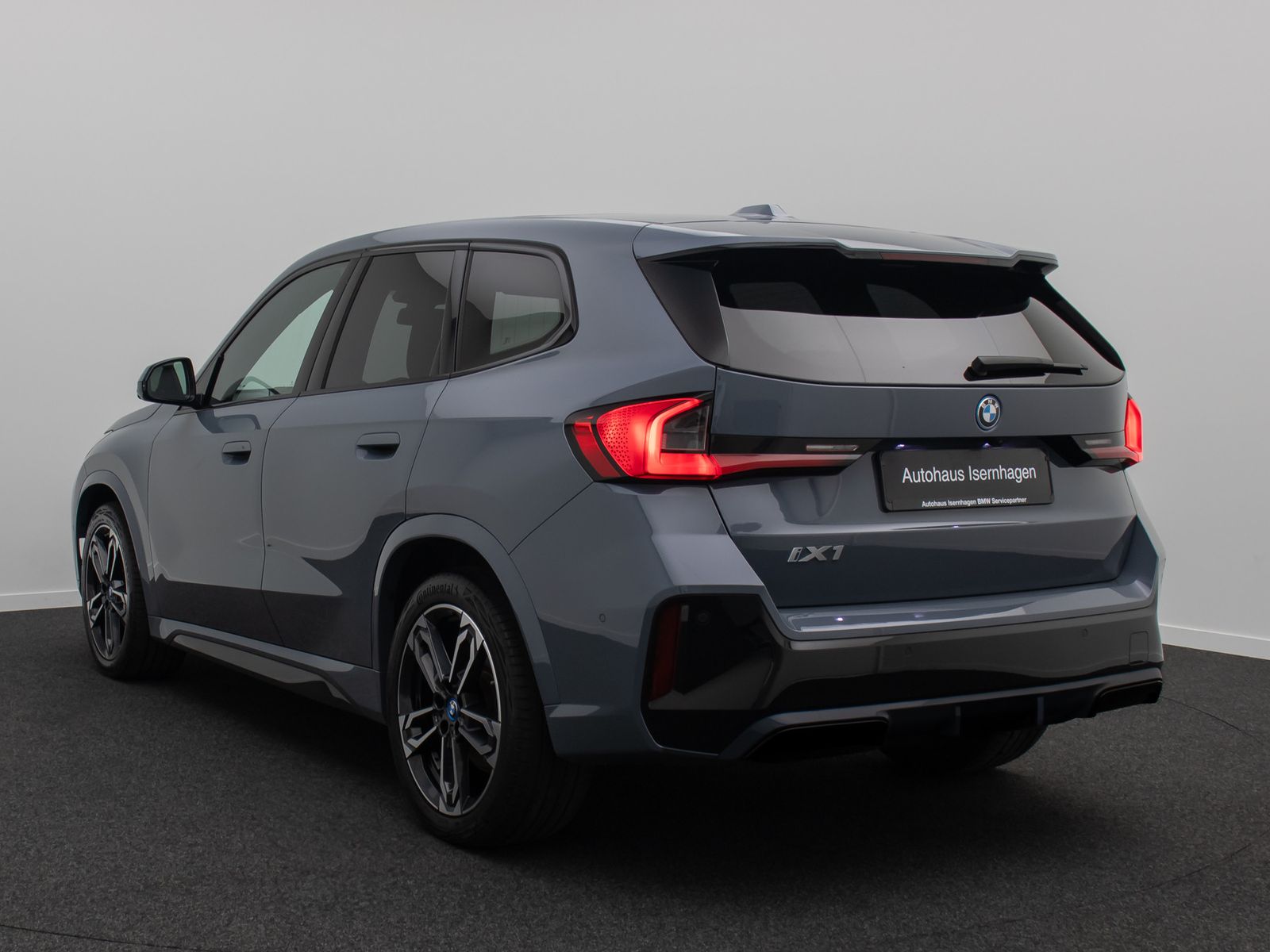 Fahrzeugabbildung BMW iX1 xD30 MSport Panorama 360&deg;HUD DAB Komfort 19"