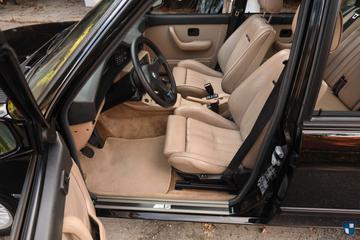 صورة 7 لـ 1988 BMW M5