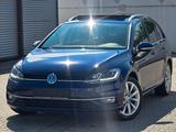Volkswagen Golf VII Variant Highline BMT,2.Hd,LED,Pano,Kame - Gebrauchtwagen in Gießen