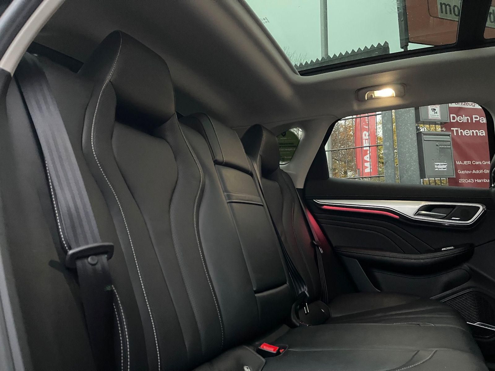 Fahrzeugabbildung MG Marvel R Performance*BOSE*PANO*LEDER*MEMO*LED