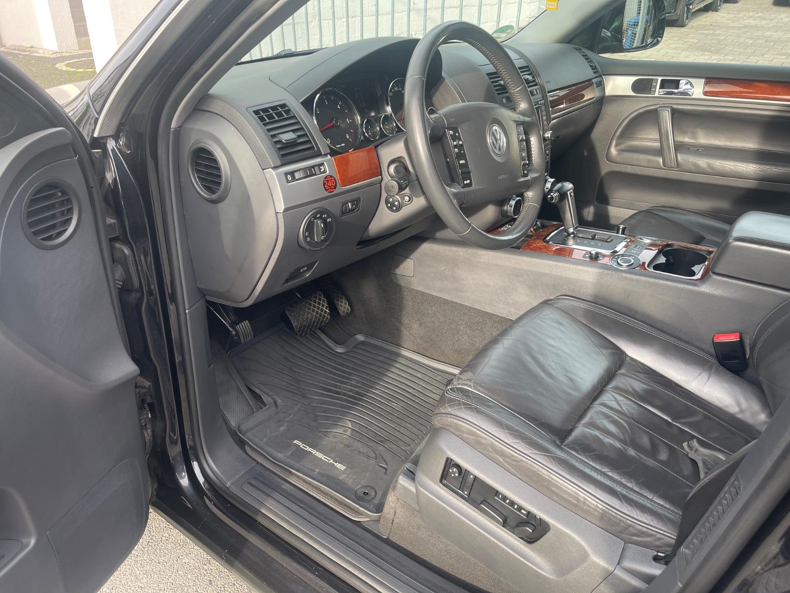 Volkswagen Touareg V6 TDI Navi Standheizung Xenon Leder
