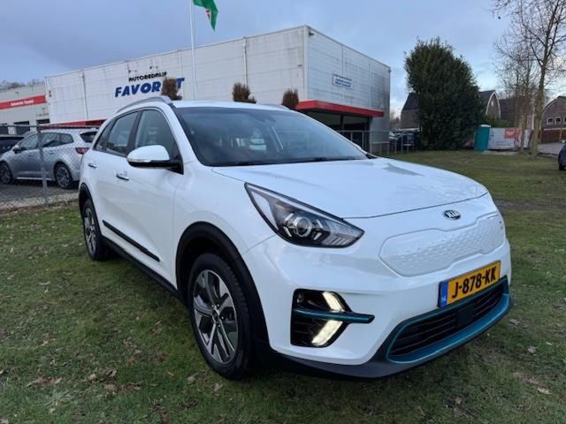 Kia Niro E-NIRO DYNAMICLINE 64KWH/3 FASE/WARMTEPOMP/