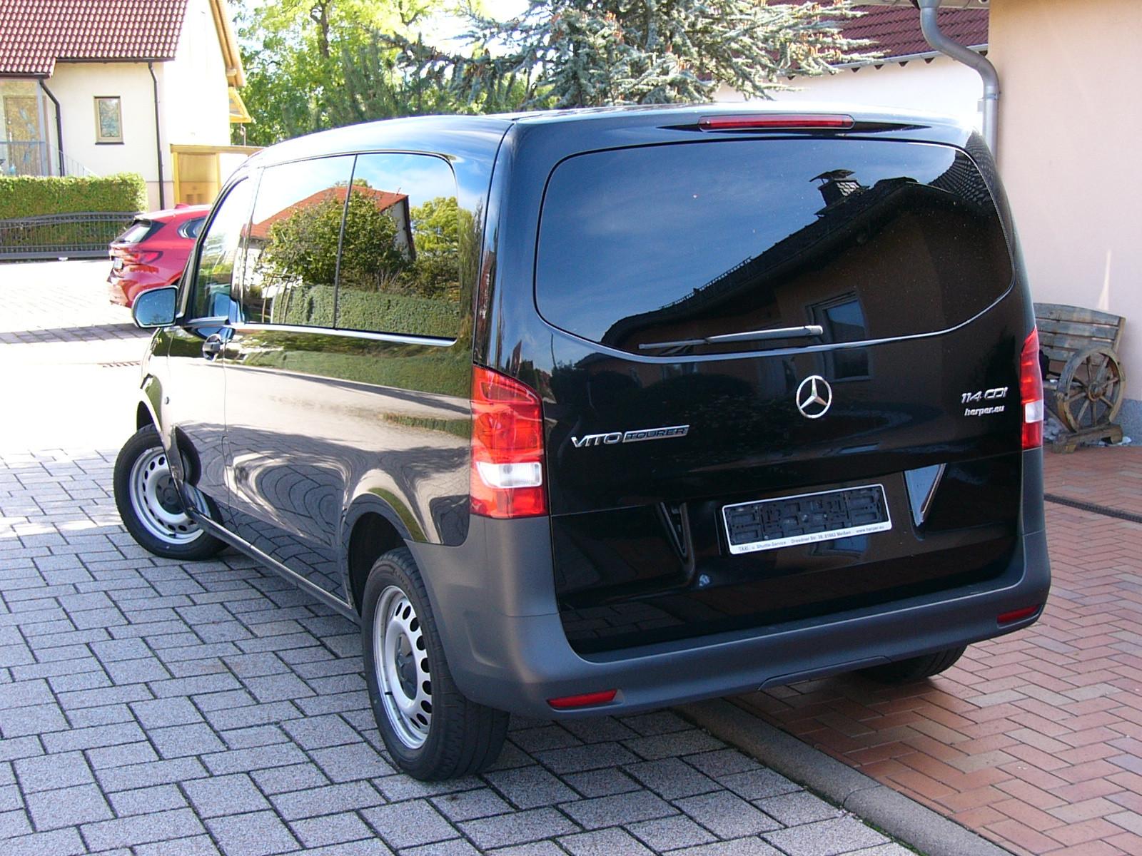 Mercedes-Benz Vito Tourer, Kompakt 4.895 mm, 9 Sitze