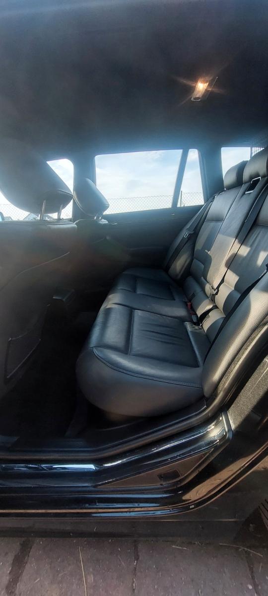 BMW 325 2004 — photo 9