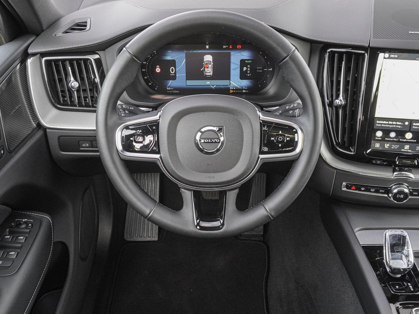 Volvo XC60 T8 AWD Black Edition Ultra Plug-in Hybrid