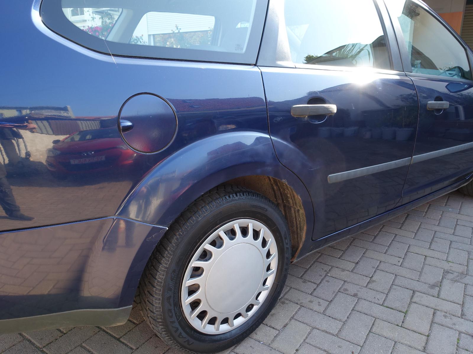 Ford Focus 2006 — photo 14