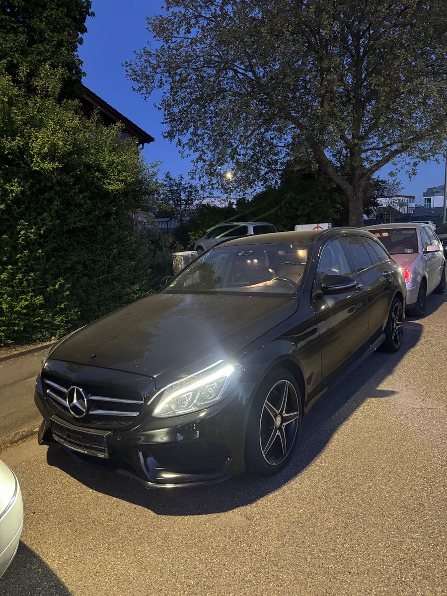 MERCEDES-BENZ C 220