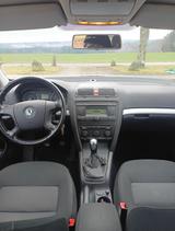 Skoda Octavia 1.8 TSI Ambiente Combi Ambiente - Skoda Octavia aus 2008: Kombi