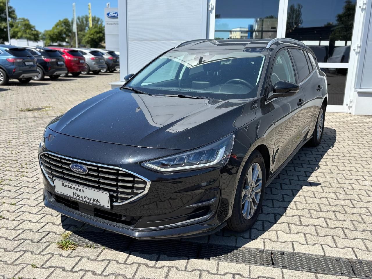Fahrzeugabbildung Ford Focus Turnier Titanium