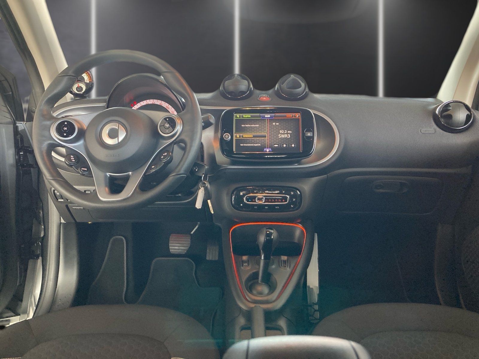 Fahrzeugabbildung Smart smart EQ fortwo Exclusive*Kamera*Media*LED*22kW*