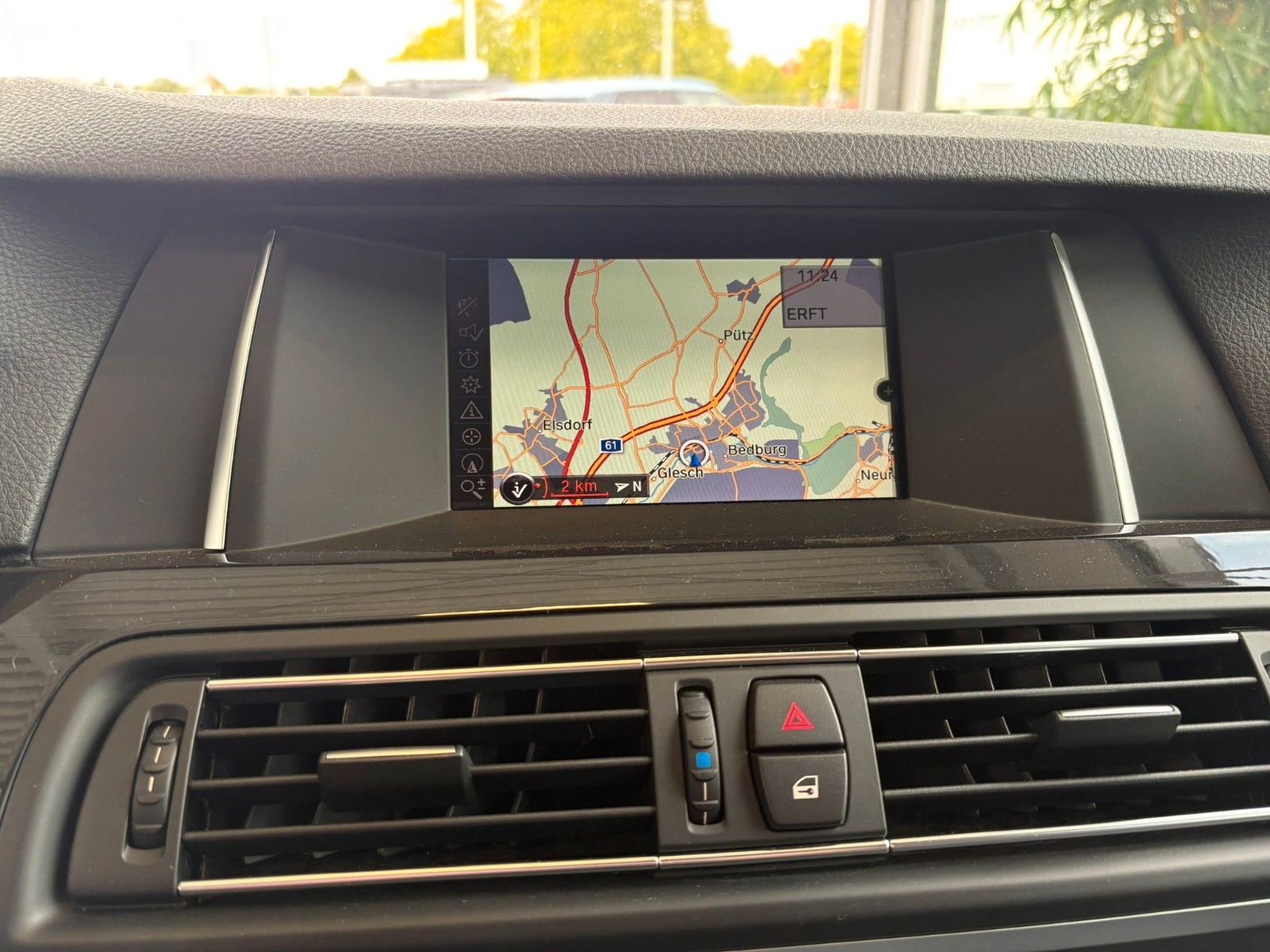 Fahrzeugabbildung BMW 518d Touring/E-Sitze/Navi/PDC/Xenon