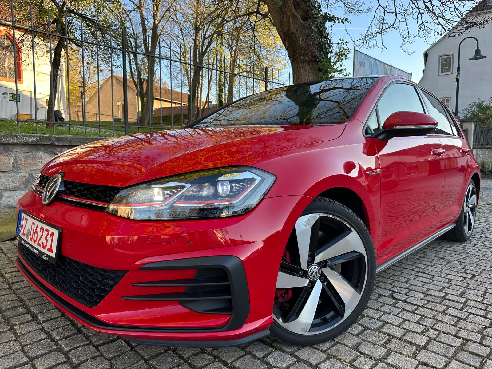 Volkswagen Golf VII GTI Performance Pano,Keyless,Dynaudio