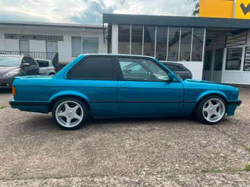 BMW 325 - 2